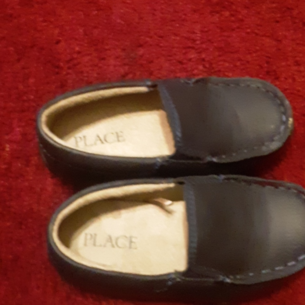 Shoes - Picture 2 of 3
